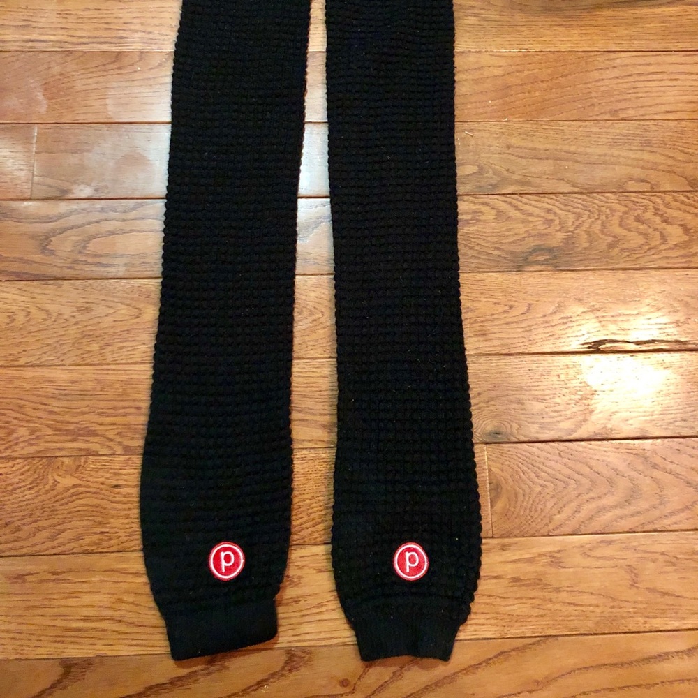 Pure barre leg warmers black